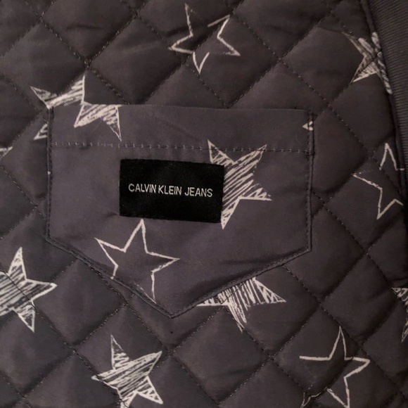 6/9 Calvin Klein - Picture 2 of 4